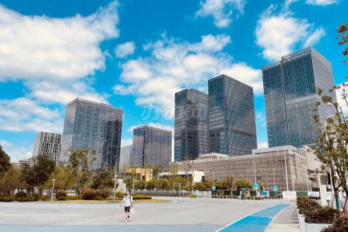 出租前滩企业天地500平800平1000平精装修